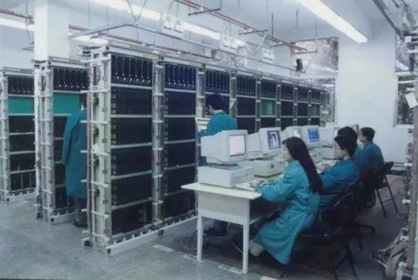 互换机.jpg